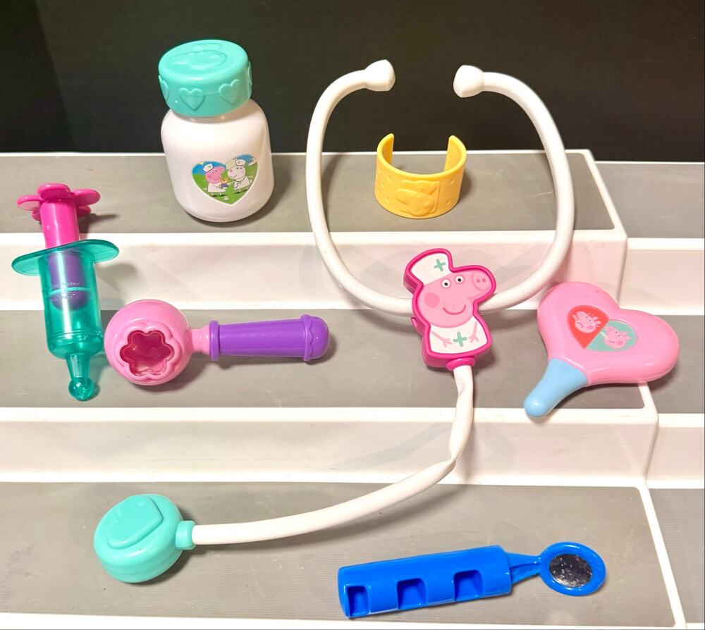Peppa Pig Check up Dr kit medical pretend play